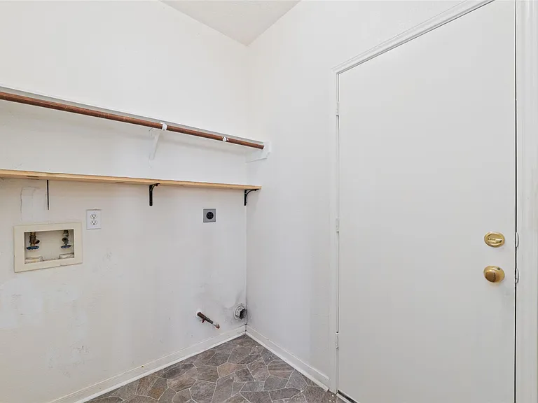 20026 Coyote Ridge Ln — Photo 15