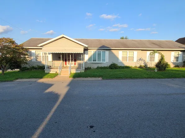 511 Fulton St, Fairmont, WV 26554