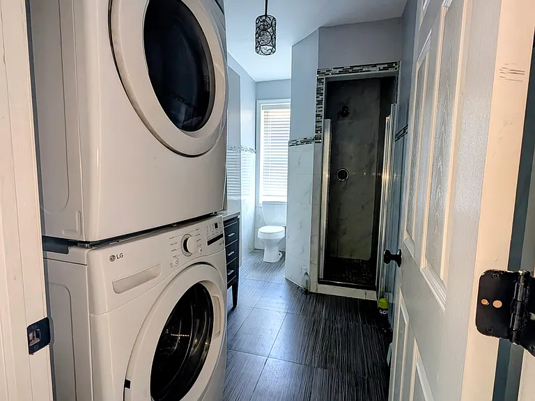 731 Madison St #1 — Photo 7