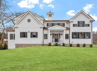 55 McCallar Ln, Concord, MA 01742