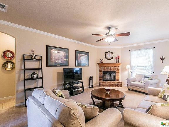 3rd image of 708 Hailie Dr