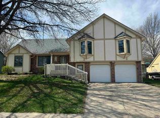 2141 SW Brookfield St, Topeka, KS 66614