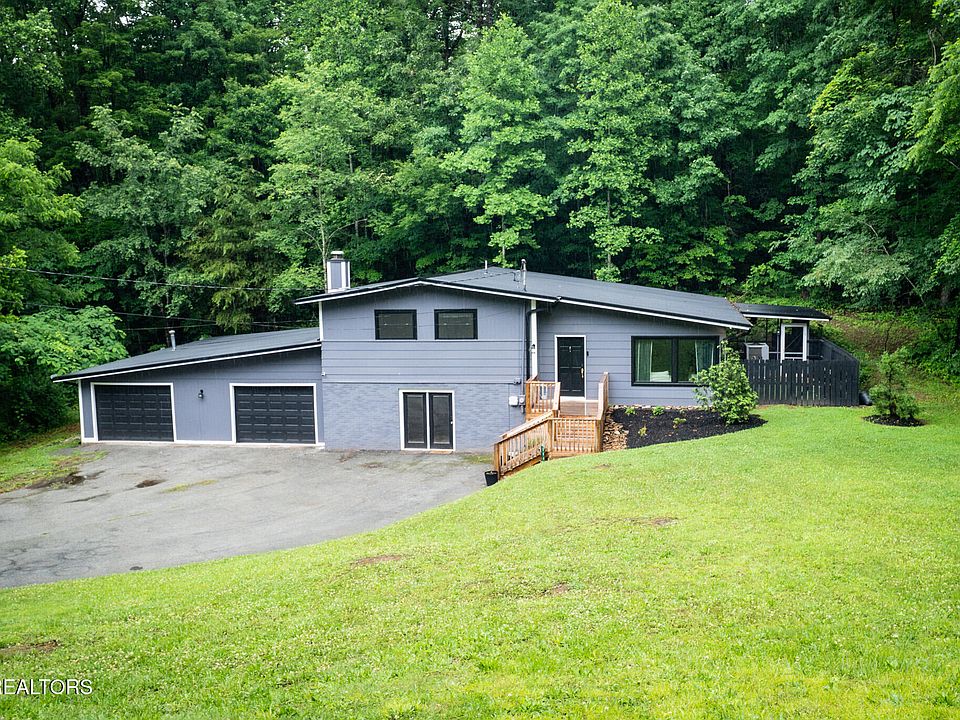 1st image of 304 Cumberland View Ests