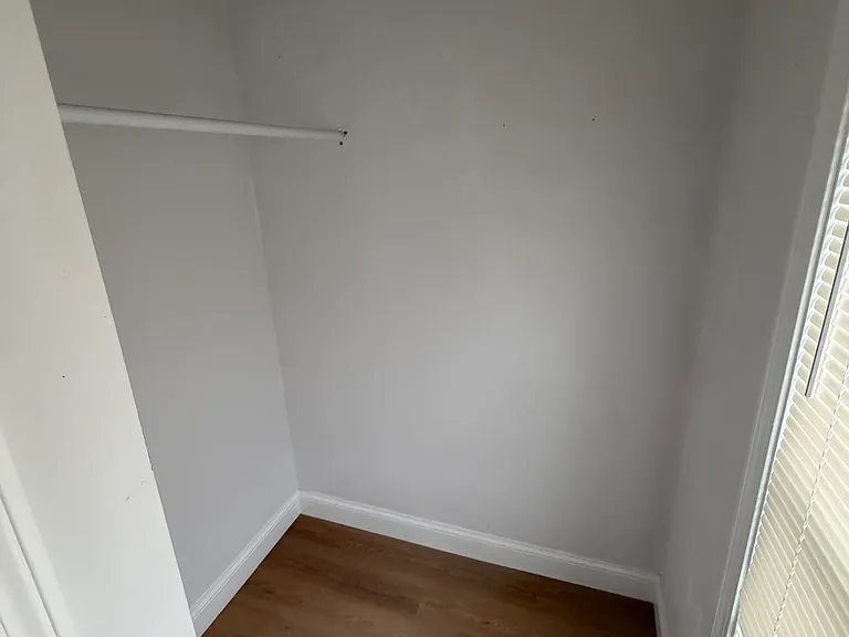24 E Chestnut St #2 — Photo 11
