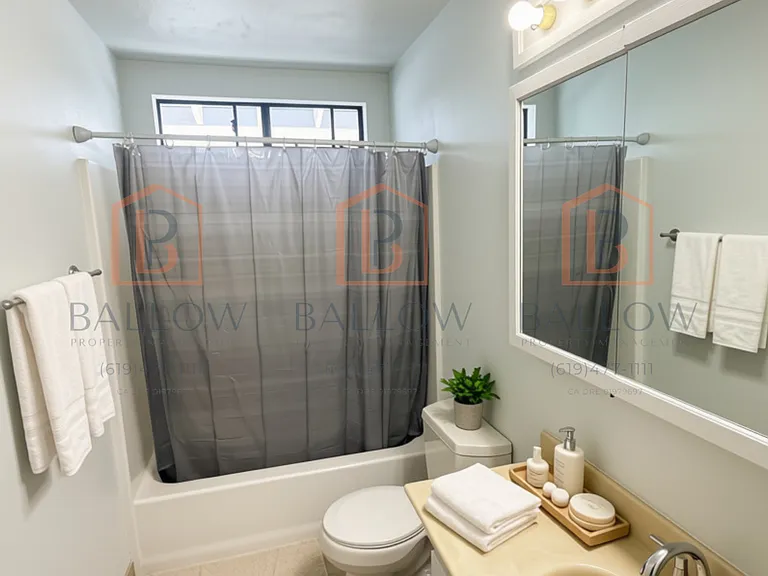 10045 Woodpark Dr — Photo 11