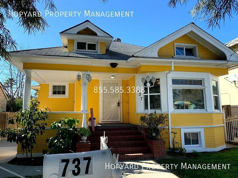 737 S 11th St #3 — Photo 1