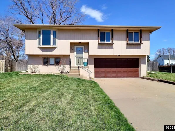 2142 E 5th St, Fremont, NE 68025