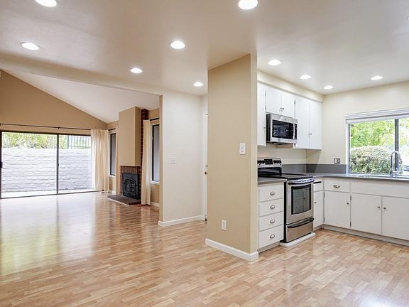 5th image of 23 Burdell Court
