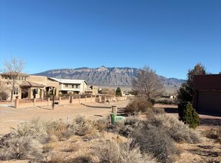 5712 Rio Oso Rd NE, Rio Rancho, NM 87144