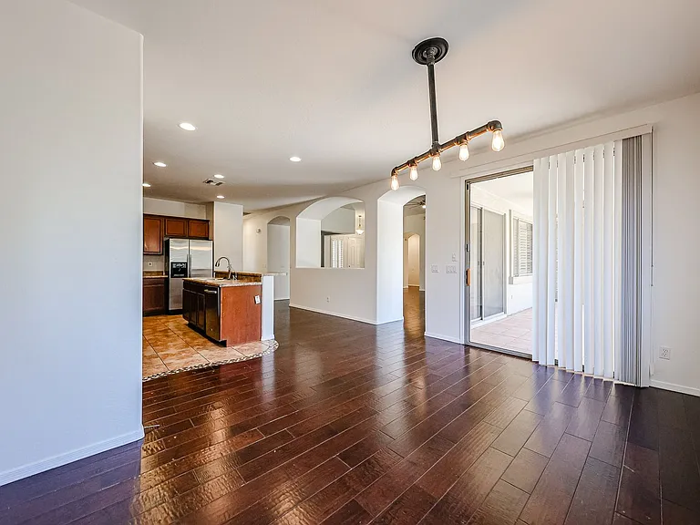 445 W Seagull Dr — Photo 17