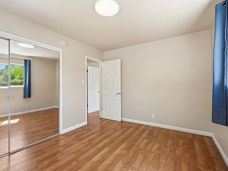 1835 Sandalwood Dr — Photo 16