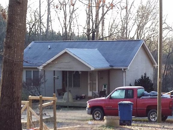 3rd image of 232 Deanna Dr