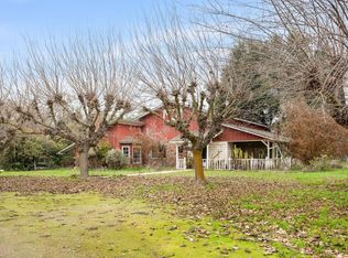 6789 N De Wolf Ave, Clovis, CA 93619
