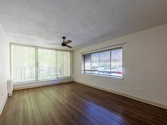 3rd image of 1008 Washington Blvd APT 5