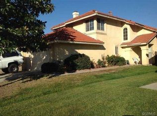 7563 Honeysuckle St, Fontana, CA 92336