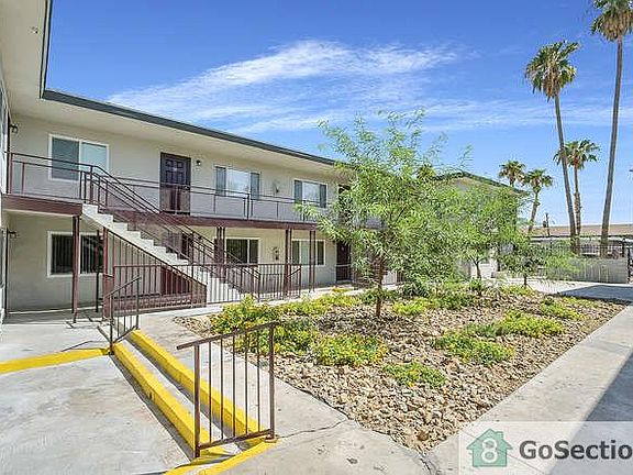 3rd image of 2205 Sunrise Ave APT 17