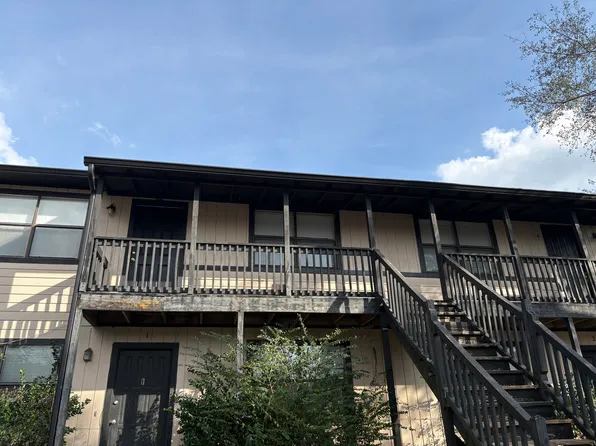 301 Dixie Dr #E2, Tallahassee, FL 32304