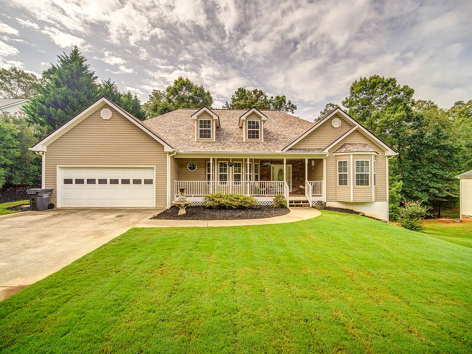 1st image of 298 Oak Creek Dr