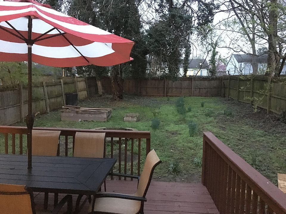 2nd image of 76 Esten St SE