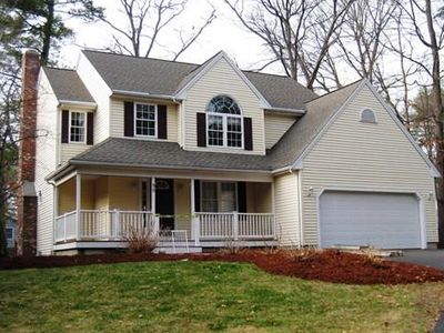 86 Old Town Rd, Hopkinton, MA, 01748