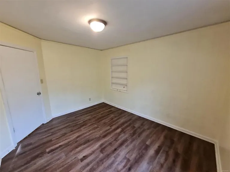 1220 Lynwood Dr — Photo 23