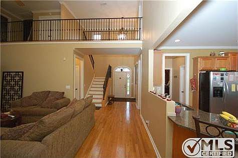 4th image of 3032 Liverpool Dr