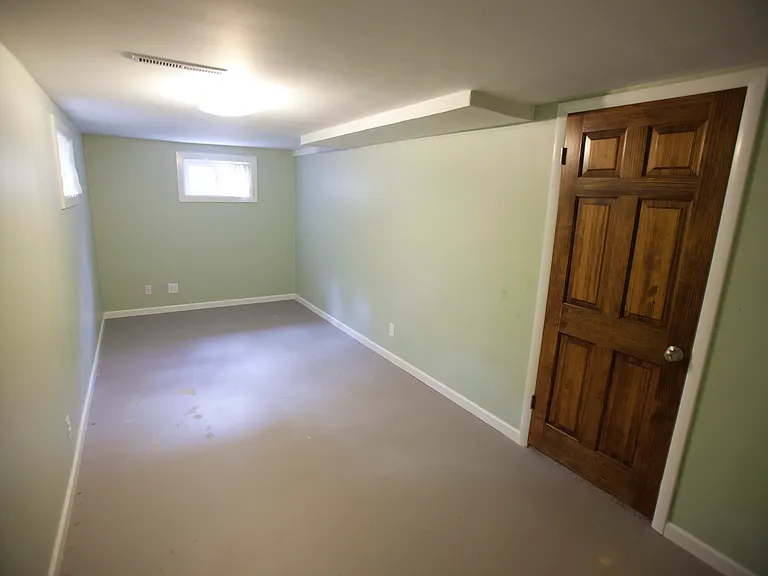 380 S 43rd St — Photo 10