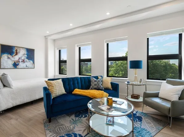 1950 Washington St #3B, Boston, MA 02118