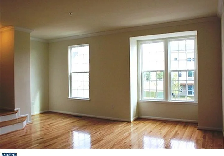 Family Room, all hardwood floors.
