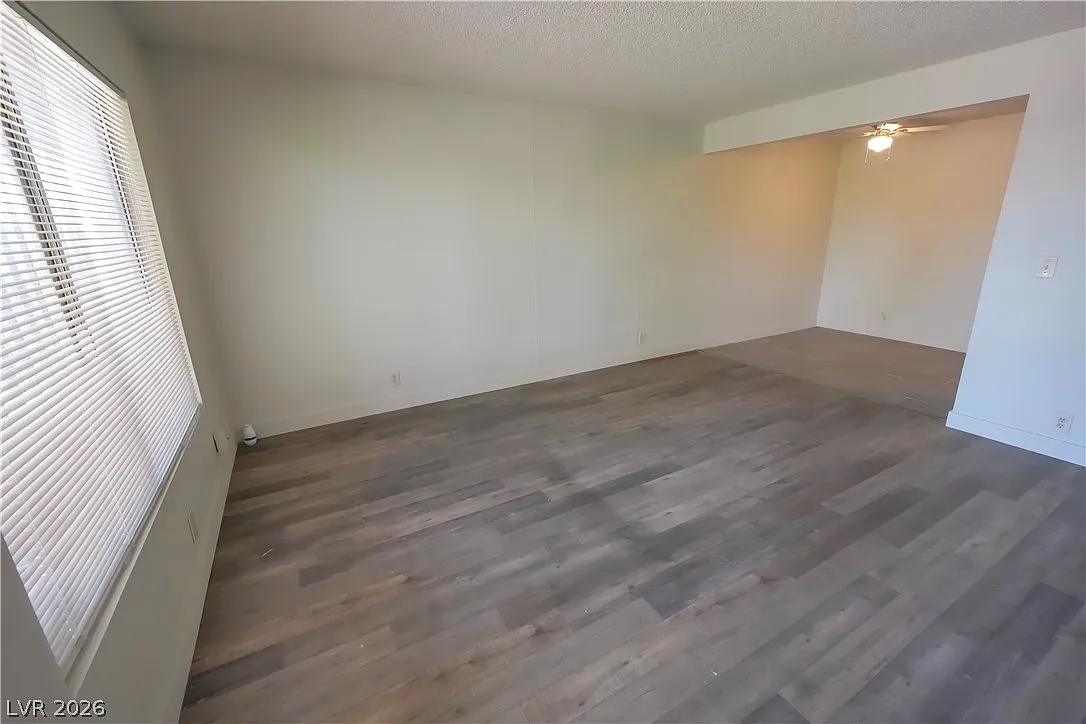 1 bed, 1.0 bath, 624 sqft, $695 — Photo 3