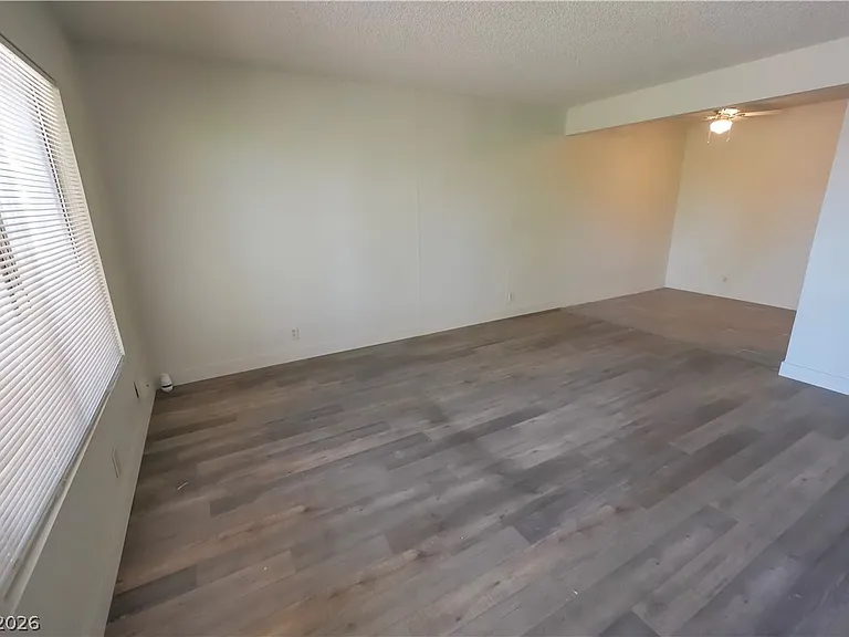 585 S Royal Crest Cir #9 — Photo 3