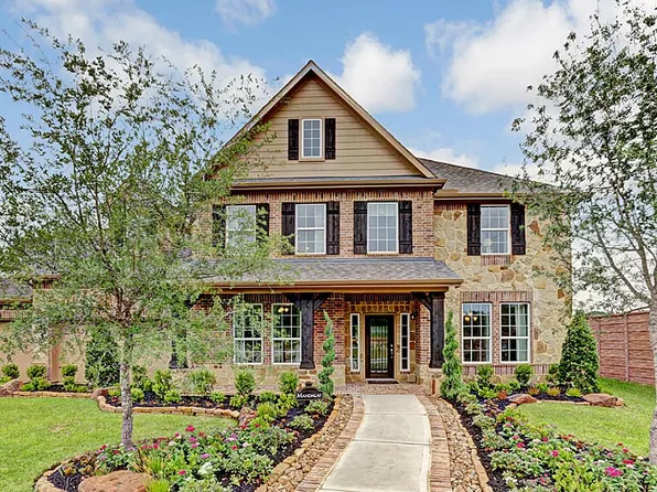 8911 Covington Estates Cir, Pearland, TX 77584