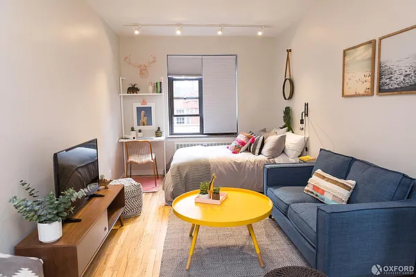 Rented by Oxford Property Group | media 8