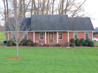 5999 Gotts Hydro Rd, Smiths Grove, KY 42171