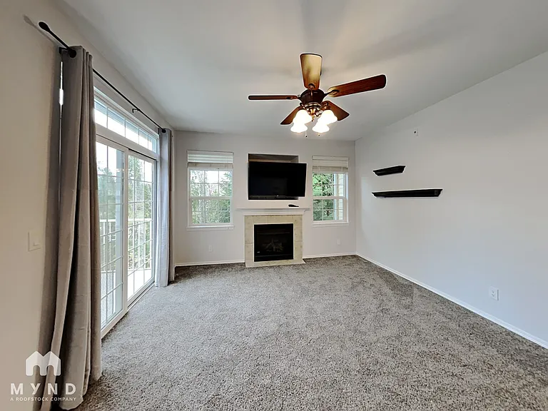 1855 Trossachs Blvd SE #303 — Photo 5