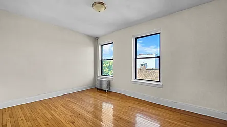 3 Pinehurst Avenue