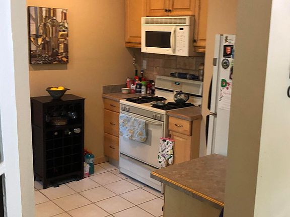 5th image of 420 Devillen Ave