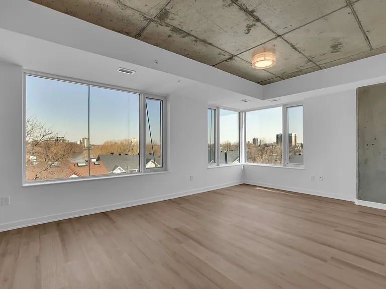 36 Robinson Ave — Photo 39