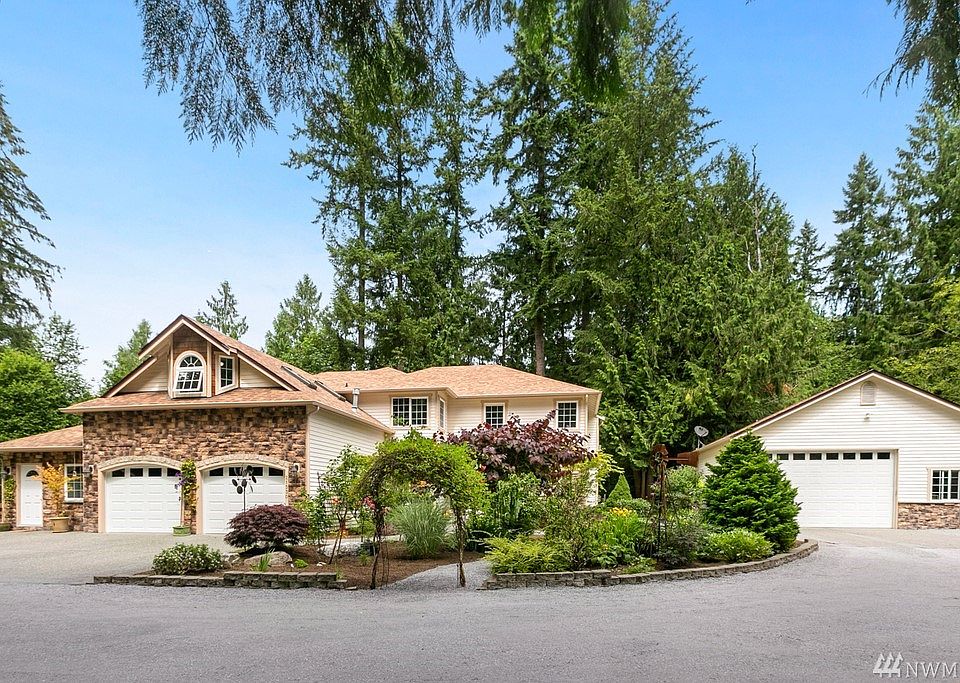 1st image of 21330 NE 149th St