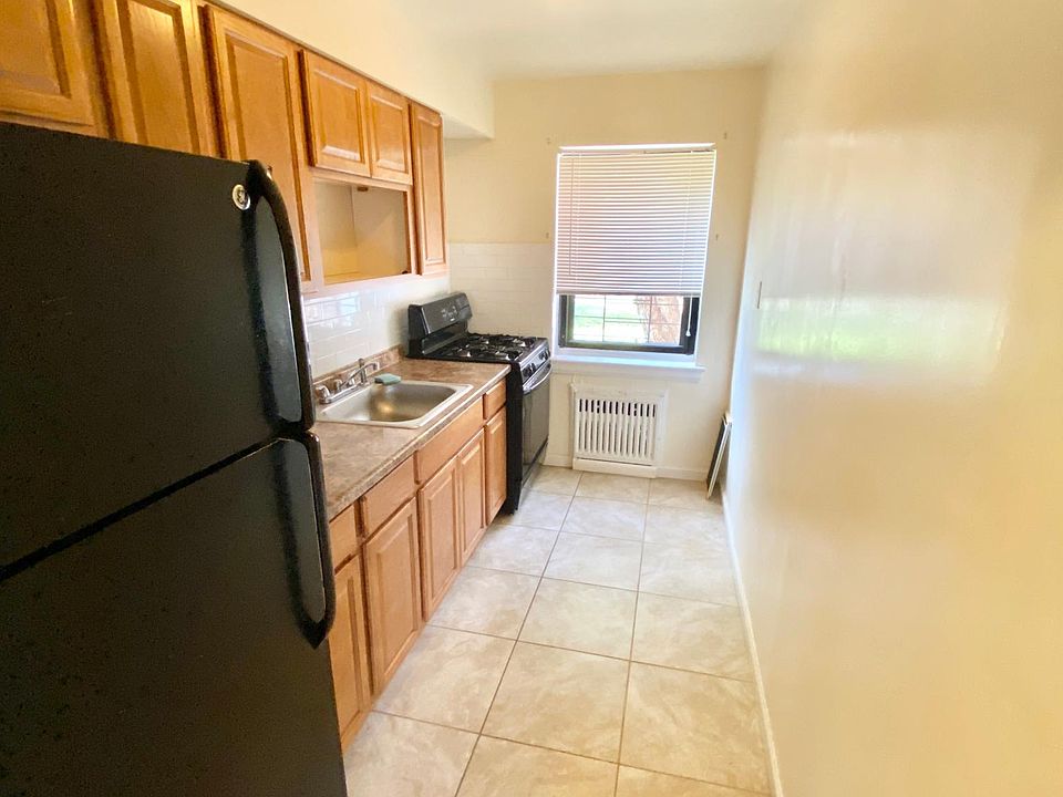 1st image of 300 N Oraton Pkwy #D3