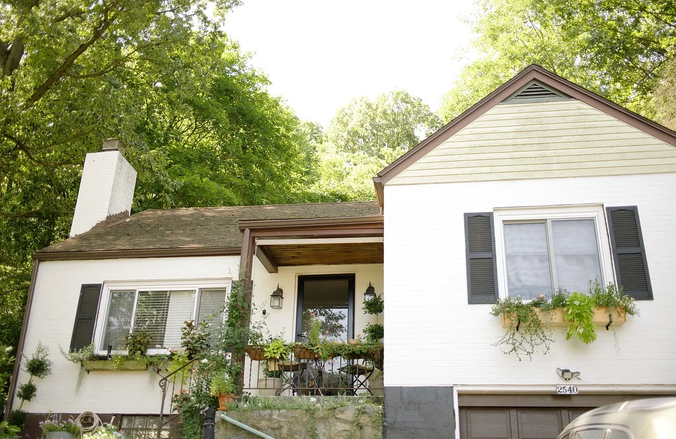 4 bed, 1876 sqft, $2,200 — Photo 3