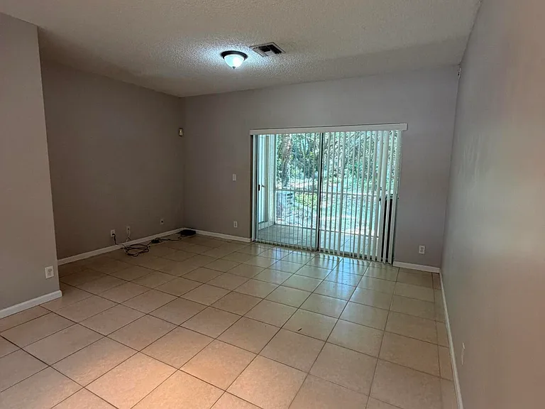 5145 Palmbrooke Cir — Photo 7