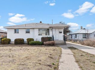1208 E Courtland Ave, Spokane, WA 99207