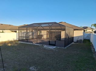 823 Laurel View Way, Groveland, FL 34736