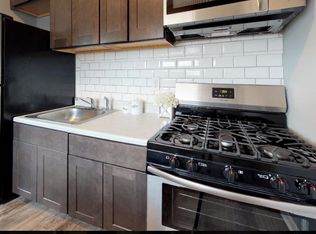 711 E Main St APT 4, Maple Shade, NJ 08052