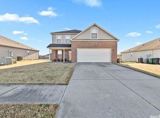 1204 Yarrow Dr, North Little Rock, AR 72117