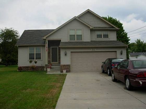 1st image of 890 Afton Ave