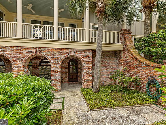 5th image of 17 Sea Oats Ln