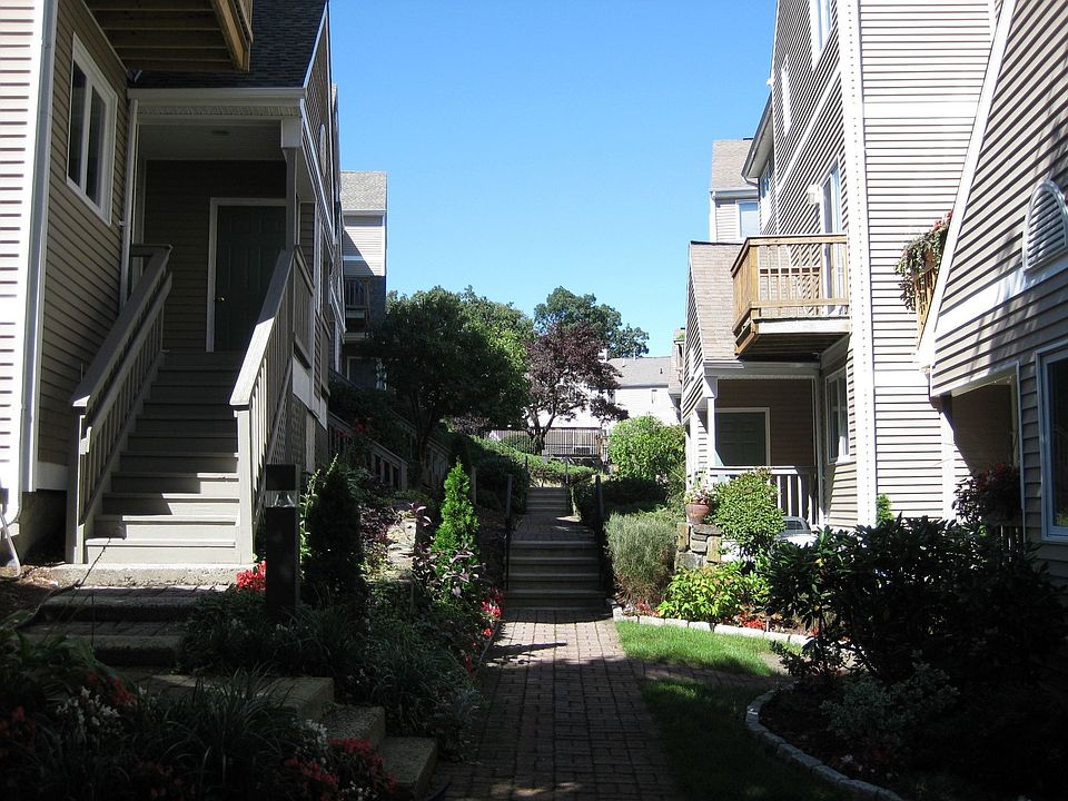 Garden setting
