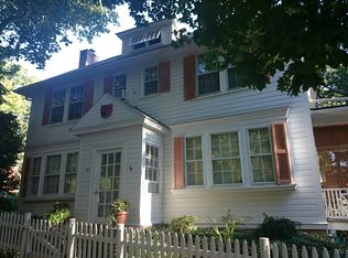 15 Cumberland Ave, Brookline, MA 02445